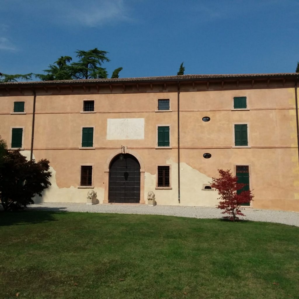 Villa Carrara Grezzana, prospetto principale dopo il restauro
