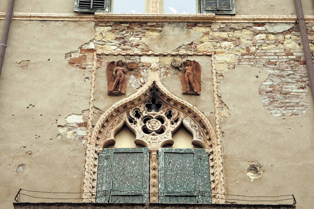 PRIMA Restauro facciata Palazzo Contarini Vanzetti Verona particolare