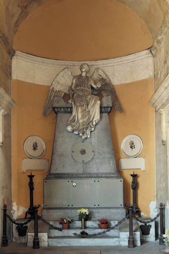 PRIMA Restauro tomba del Cimitero Monumentale di Verona